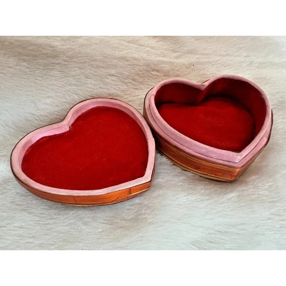 Heart Trinket Box Snake Tail Vintage Woven Straw‎ Folk Art Jewelry Box Mexico